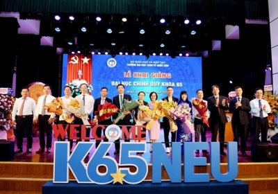 Bảo Việt dành hơn 8 tỷ đồng cho Quỹ học bổng “Bảo Việt - Niềm tin thắp sáng tương lai”